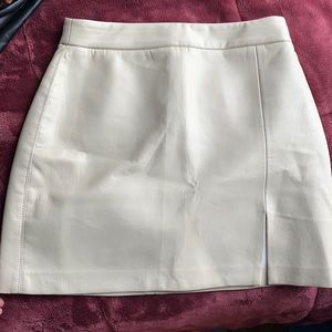 Aritzia Wilfred  Tempest Skirt